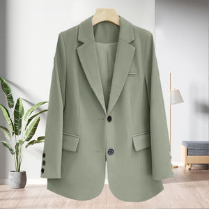 Trajes Formales de Alta Calidad en Color Caramelo para Mujer - Product Image 6