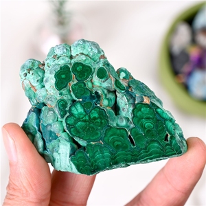 Losa de Malaquita Natural Pulida, Rebanada de Malaquita Verde para Decoración del Hogar, Cristal Curativo, Artesanía y Fabricación de Joyas, Venta al por Mayor - Product Image 1