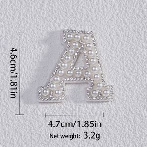 Nueva perla 26 alfabeto 3D pegatinas de diamantes de imitación pegamento de fusión en caliente accesorios de bricolaje pegatinas de patrón Hotfix parches de sombrero al por mayor - Product Image 6