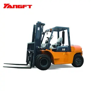 Chariot élévateur YangFT LPG chariot élévateur tout-terrain en vente livraison camion hydraulique modèle diesel moteur xinchai