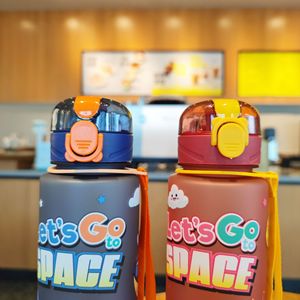 Spacecraft Astronaut Drinking Cup 700ml Reusable Travel Mug With Strap Student Gift Outdoor Use - Product Image 3