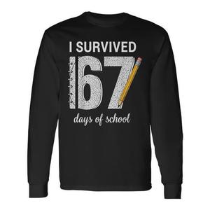 Sobreviví a 67 días de clases, camiseta de manga larga, regalo para estudiantes y profesores - Product Image 1
