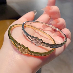 Heart Shape Diamond Bangle Gold And White <b>Copper</b> Alloy Women's Jewelry Gift Fashion <b>Bracelet</b> Micro Insert Design - Product Image 2