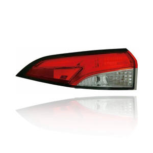 Venta caliente <span class=keywords><strong>precio</strong></span> de fábrica lámpara trasera para <span class=keywords><strong>TOYOTA</strong></span> <span class=keywords><strong>Corolla</strong></span> <span class=keywords><strong>2020</strong></span> <span class=keywords><strong>SE</strong></span>/LE nuevo 81561-12D10 81551-12D10 accesorios de coche lente roja - Product Image 6