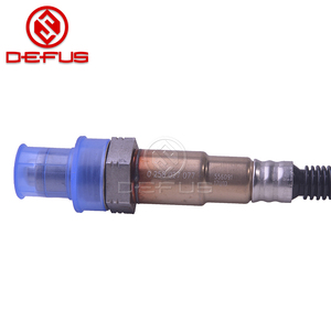 เซ็นเซอร์ออกซิเจน DEFUS รุ่นขายดี ขนาดมาตรฐาน OEM 0258027077 สำหรับ <span class=keywords><strong>VW</strong></span> <span class=keywords><strong>Jetta</strong></span> Beetle 2.0L L4 Turbocharged <span class=keywords><strong>Lambda</strong></span> Probe - Product Image 3