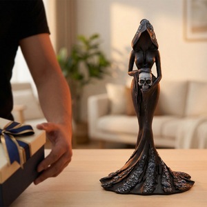 Statue de sorcière en résine personnalisée en gros avec figurines de sorcières gothiques pour la décoration d'Halloween, cadeau original, décoration du Jour des Morts - Product Image 2