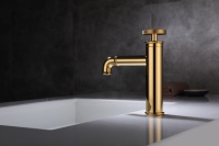 Robinet de lavabo monocommande en laiton plaqué or brossé avec volant en laiton, à poser sur comptoir, pour salle de bain et buanderie