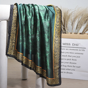 Écharpe en satin 90x90 pour femmes, printemps été, carrée, style ethnique coréen, polyvalente, professionnelle, imprimée, fabricant du Zhejiang - Product Image 1