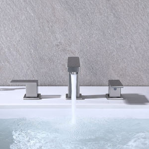 Aqua cubic Two Handle Weit verbreiteter 3-Loch-Badhahn mit CUPC-Wasser leitungen und Pop-up-Abfluss - Product Image 3