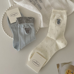 Venta Directa <span class=keywords><strong>de</strong></span> Fábrica, Calcetines Bordados con Dibujos Animados, Calcetines a Rayas <span class=keywords><strong>de</strong></span> Tubo Medio para Mujer - Product Image 4