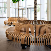 Chaise-banc ergonomique moderne personnalisée en bois massif avec dossier incurvé, pour usage commercial extérieur et espaces publics