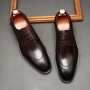 รองเท้าหนังแท้ทรงเหลี่ยมสำหรับผู้ชายแบบผูกเชือก สไตล์ลำลองทางธุรกิจและเป็นทางการ  รุ่นใหม่ล่าสุดสำหรับฤดูใบไม้ร่วง ระบายอากาศได้ดี กันลื่น น้ำหนักเบา - Product Image 1