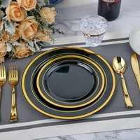 Ensemble de vaisselle jetable personnalisée en plastique avec bordure dorée pour mariages, événements de restauration, dîners écologiques et fêtes