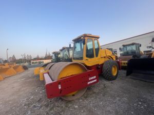High Quality Second Hand DYNAPAC CA602 <strong>Roller</strong> Good Price CA602D Road <strong>Roller</strong> - Product Image 4
