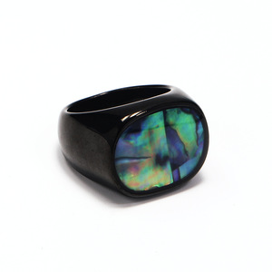 Europe et États-Unis mode transfrontalière ins blanc Abalone ovale bague en acier titane tendance hommes femmes ventes directes - Product Image 4