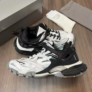 Chaussures de sport de luxe pour hommes, style chunky, de qualité supérieure, chaussures de créateur, chaussures de course Track 2 - Product Image 1