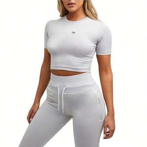 Venta al por mayor Logo Sport Street Wear Running Serigrafía Camiseta Impresión Algodón Ligero Deportes Fitness Crop Top Mujeres Camiseta - Product Image 2