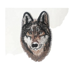 Novità 2026: Patch Ricamate Realistiche di Gatto, <span class=keywords><strong>Leone</strong></span> <span class=keywords><strong>e</strong></span> <span class=keywords><strong>Lupo</strong></span> per Abbigliamento, Disponibili in Piccole Serie - Product Image 1