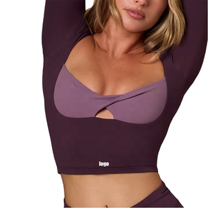 Camiseta de yoga corta de manga larga con cuello cuadrado, bloques de color y diseño reversible con efecto retorcido para mujer - Product Image 2