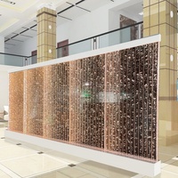 Étagères de bar contemporaines en acrylique de haute qualité avec panneau mural à bulles d'eau éclairé par LED, thème vie marine, séparateurs de pièce personnalisables