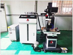เครื่องเชื่อมเลเซอร์แบบคานยื่นสำหรับแม่พิมพ์ชนิดไฟเบอร์ CW กำลังไฟ 1500w 2kw 3000w สำหรับงานฉีดพลาสติก หล่อขึ้นรูป และปั๊มขึ้นรูป - Product Image 6