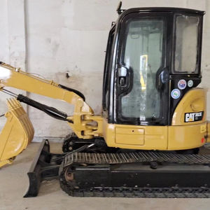 Excavadora Usada CAT 303.5E de 3.5 Toneladas, Mini Excavadora Versátil, Excelente Rendimiento, 95% Nueva, Gran Cantidad en Stock - Product Image 1