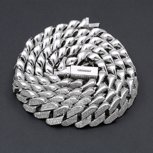 <span class=keywords><strong>Cadena</strong></span> cubana chapada en <span class=keywords><strong>oro</strong></span> <span class=keywords><strong>de</strong></span> 18 quilates para hombre, joyería <span class=keywords><strong>de</strong></span> cobre <span class=keywords><strong>de</strong></span> circón para <span class=keywords><strong>caballero</strong></span> distinguido - Product Image 6