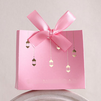Boîte-cadeau transfrontalière pour le festival Rama du Moyen-Orient, design étoile et lune orné d'or, emballage de bonbons de fête noir et blanc en papier