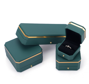 Kotak Perhiasan Logo Kustom Bentuk Oktagon Tempat Liontin Mewah Elegan Kemasan Cincin Kawin Berbagai Warna Kulit PU Paket Perhiasan - Product Image 2
