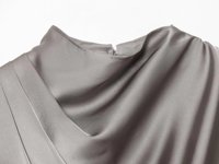 TAOP&ZA Nouvelle Collection Printemps 2026 – Chemise élégante et tendance pour femme à col montant, manches longues, plissée, en satin, avec châle intégré 1305167