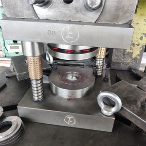 Tùy chỉnh tấm kim loại hình thành chết dập khuôn và các công cụ tiến bộ chính xác Báo Chí khuôn dập khuôn thép chết - Product Image 2