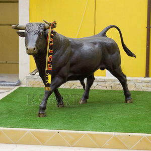 Sculpture personnalisée de taureau en bronze coulé, sculpture de paysage de taureau galopant en bronze debout, bronze coulé - Product Image 2