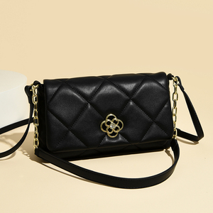 Nouveau design 2026 : Sac à bandoulière tendance Lingge Little Xiangfeng avec chaîne, idéal pour une utilisation à l'épaule - Product Image 3