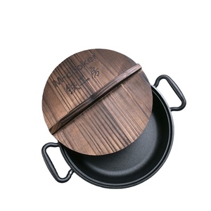 Cucina moderna da 12 pollici in ghisa profonda vaschetta per <span class=keywords><strong>Pizza</strong></span> con fondo piatto e coperchio in legno pentole per la cottura di pizze - Product Image 1