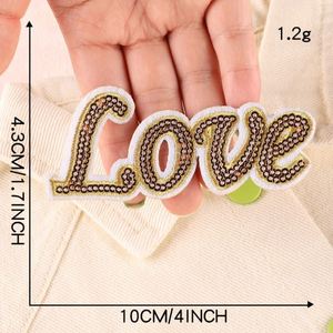 แผ่นปักตัวอักษรเลื่อมสีทองเงินแบบรีดติดเสื้อผ้า - Product Image 6