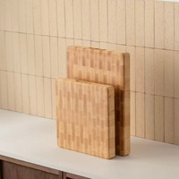 Eikenhouten snijplank met walnoot afwerking, dikte 5,1 cm, vierkant, op maat gemaakt, antibacterieel, Waldo merk, voor thuiskeuken