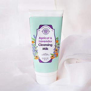 Leche Limpiadora Suave a Base de Aceite con Manzanilla Orgánica de Sudáfrica y Caléndula para Piel Sensible y Madura, Marca Privada, Líquido - Product Image 1