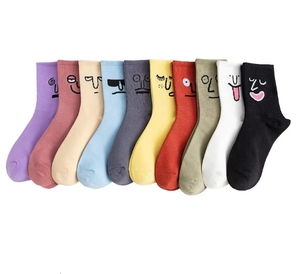 Usine Offres Spéciales robe unisexe drôle Expression de couleur mignon élégant imprimé émoticône visage heureux amusant chaussettes folles - Product Image 1