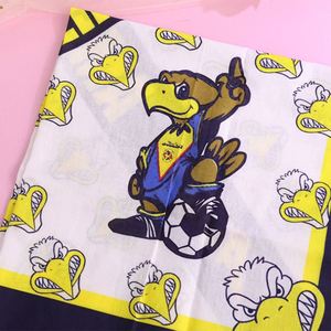 Bandana de sport carrée en coton et soie, imprimée sur mesure en usine, avec double logo, pour les fans - Product Image 3