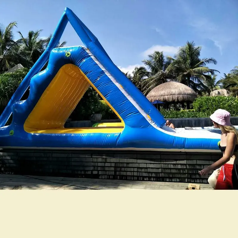 물 공원 장비 성숙한 물 게임 옥외 팽창식 수영장 바닷가 활주 trampoline