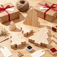 Dekorasi Meja Pohon Natal Kayu, Ornamen Potongan Kayu Alami, Kerajinan Liburan Kayu Pinus Belum Selesai, Grosir Langsung dari Pabrik