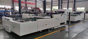 Machine automatique de fabrication de cartes de poker à double voie à grande vitesse et machine à refendre les cartes - Product Image 5