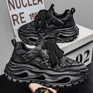 Nouvelle collection Printemps 2026 : Chaussures de sport tendance décontractées à semelle épaisse, style 'Old Daddy', basses, type 'Bread Shoes' et 'Forrest Gump' pour homme - Product Image 3