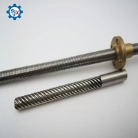 Vis trapézoïdale en aluminium usinée CNC sur mesure, nitridée, avec traitement de surface résistant à l'usure, modèle 305