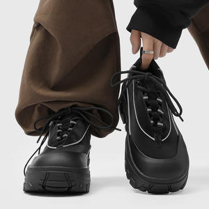 Nouvelles chaussures de marche décontractées pour hommes à semelle épaisse, design rétro, rehaussantes, respirantes et souples – Collection Printemps 2025. - Product Image 5