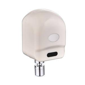 Grifo con Sensor automático sin contacto, grifo de agua de plástico ABS barato, baño de cerámica, cocina, uso escolar contemporáneo - Product Image 1