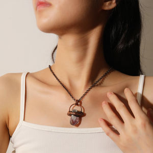 สร้อยคอจี้คริสตัลควอตซ์ไคยาไนท์สีธรรมชาติแนววินเทจสำหรับงานเลี้ยงทุกเพศ - Product Image 5