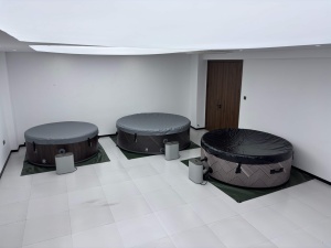 Bain à remous <span class=keywords><strong>gonflable</strong></span> portable 6 personnes avec jets à bulles et accessoires complets <span class=keywords><strong>pour</strong></span> jardin et maison – Nouveauté 2026, Vente Flash - Product Image 2