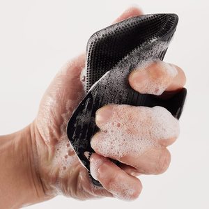 Brosse de douche et exfoliant corporel en silicone écologique facile à nettoyer pour femmes, hommes et enfants - Product Image 6