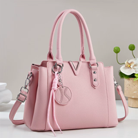 Fournisseur de sacs en gros – Sac à bandoulière de luxe pour femme en cuir PU, grand sac fourre-tout avec accent en V métallique, sac à bandoulière
